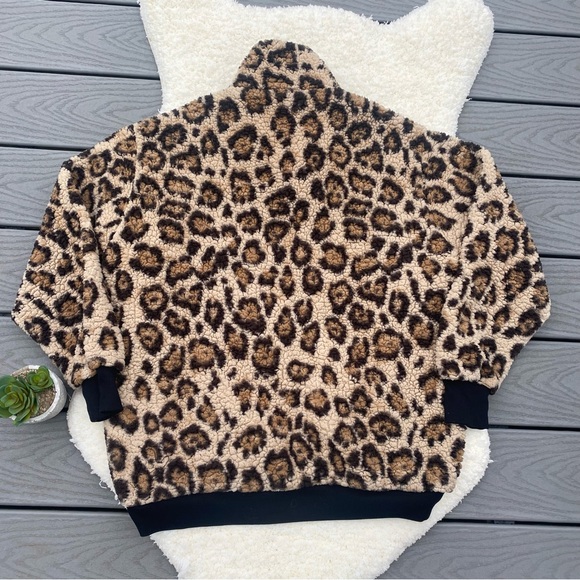 Express Sherpa Half Zip Sweater - Picture 2 of 3